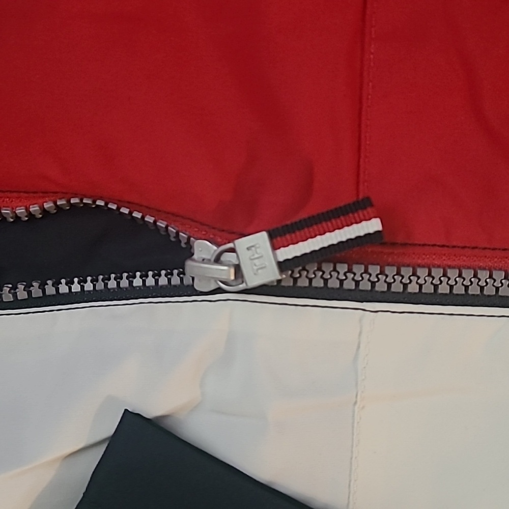 Tommy Hilfiger jacket - Picture 3 of 7